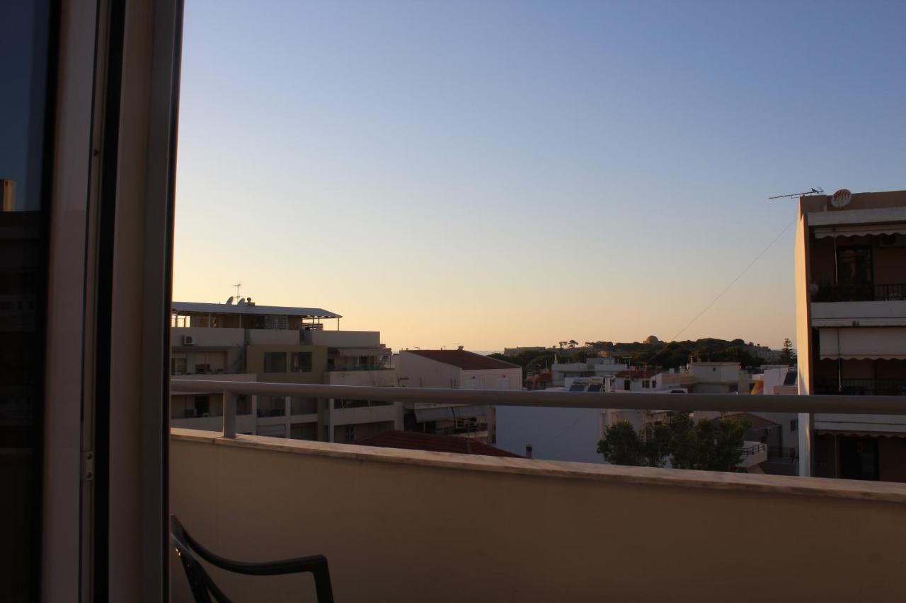 Le Chris Central Apartments Rethymno  ภายนอก รูปภาพ