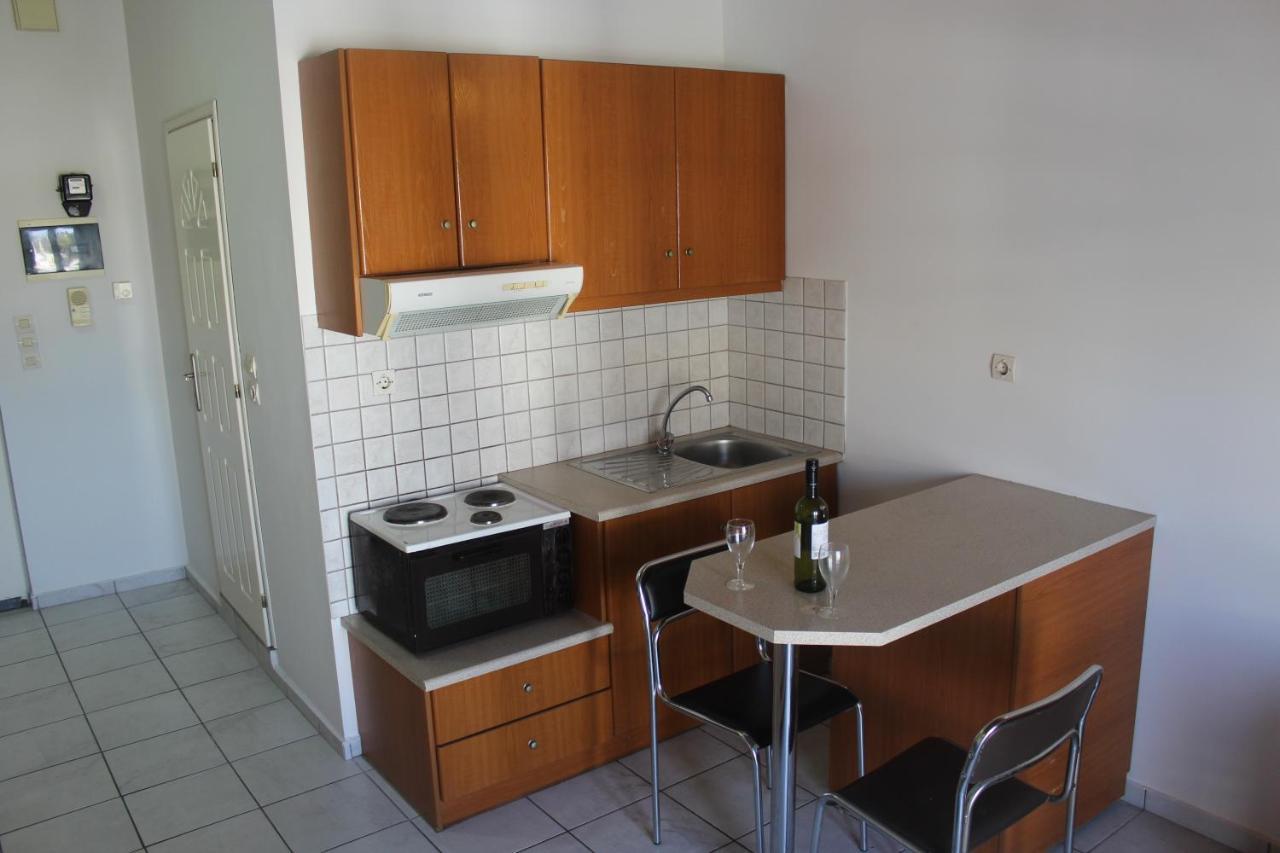 Le Chris Central Apartments Rethymno  ภายนอก รูปภาพ