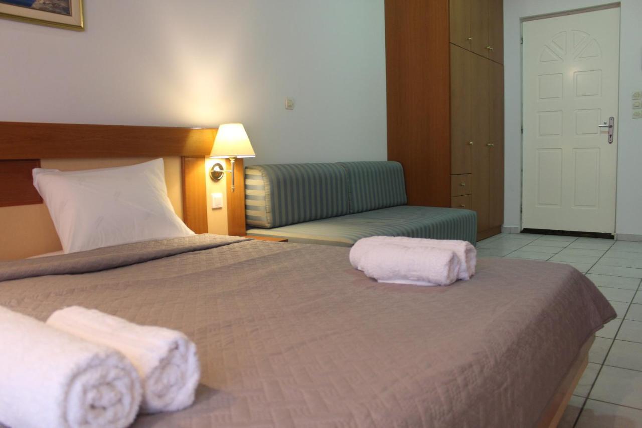 Le Chris Central Apartments Rethymno  ภายนอก รูปภาพ