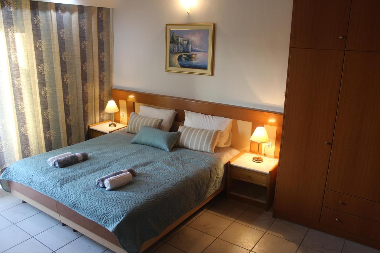 Le Chris Central Apartments Rethymno  ภายนอก รูปภาพ
