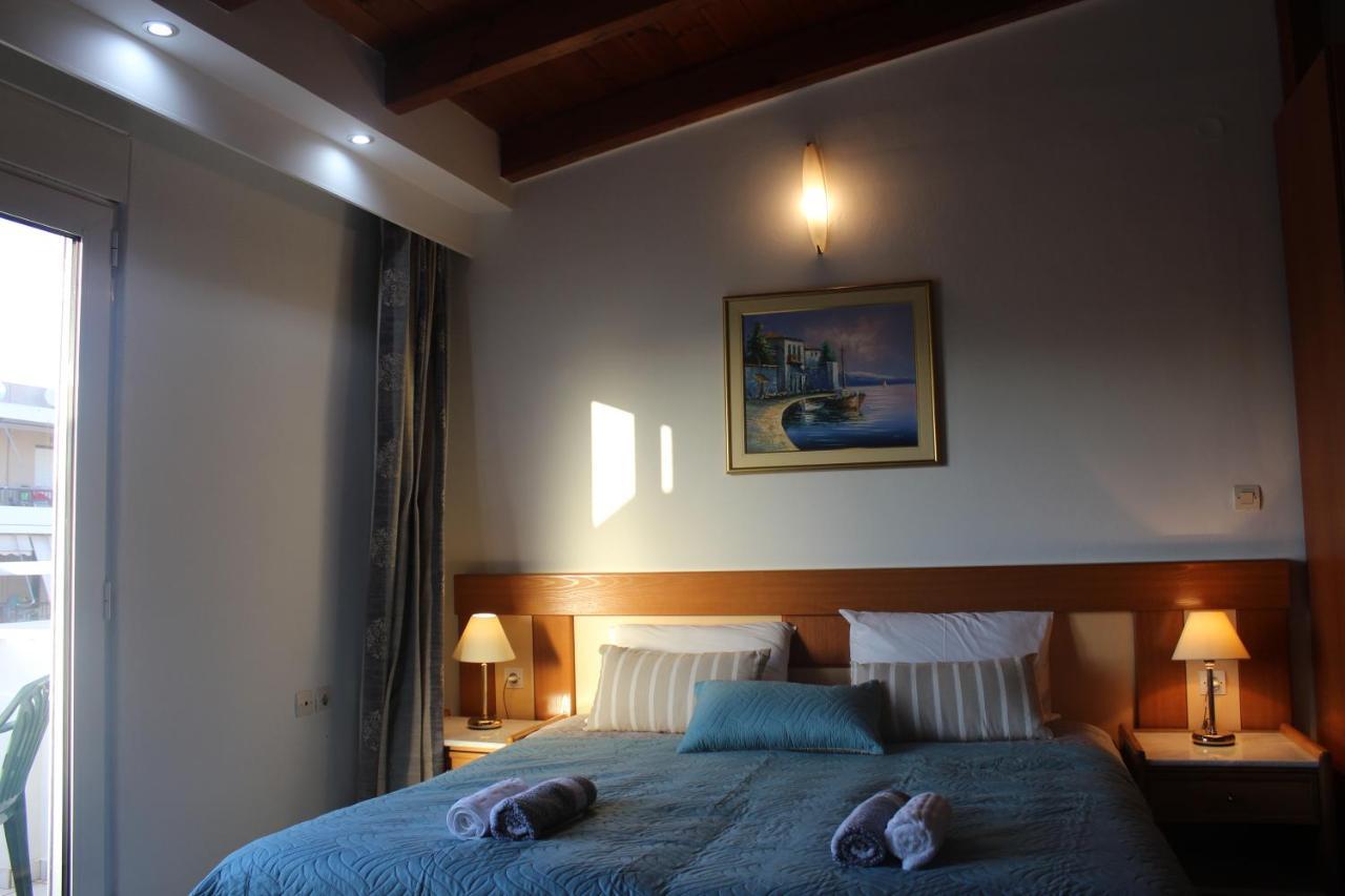 Le Chris Central Apartments Rethymno  ภายนอก รูปภาพ