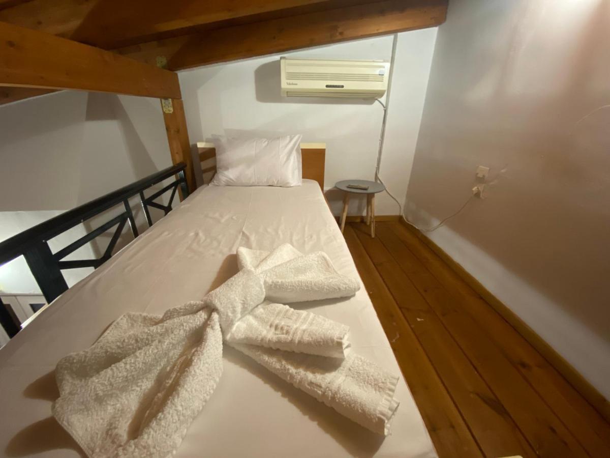 Le Chris Central Apartments Rethymno  ภายนอก รูปภาพ
