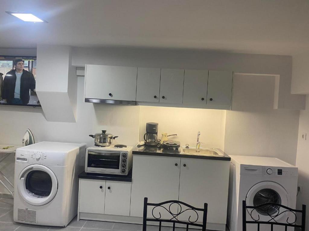 Le Chris Central Apartments Rethymno  ภายนอก รูปภาพ